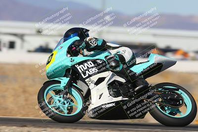 media/Dec-06-2024-CVMA Friday Practice (Fri) [[e1d1c5d4fc]]/4-Group 4 and Trackday/Session 3 (Turn 14)/